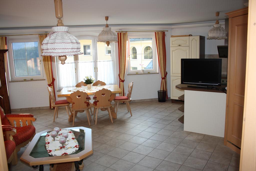 Villa Victoria Hermagor-Pressegger See Room photo